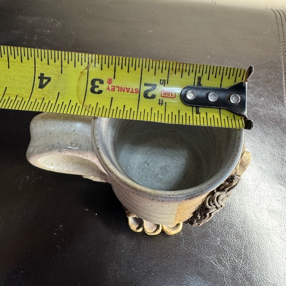Studio Pottery Stoneware Funny Ugly Face Mug with Feet - Picture 8 of 8